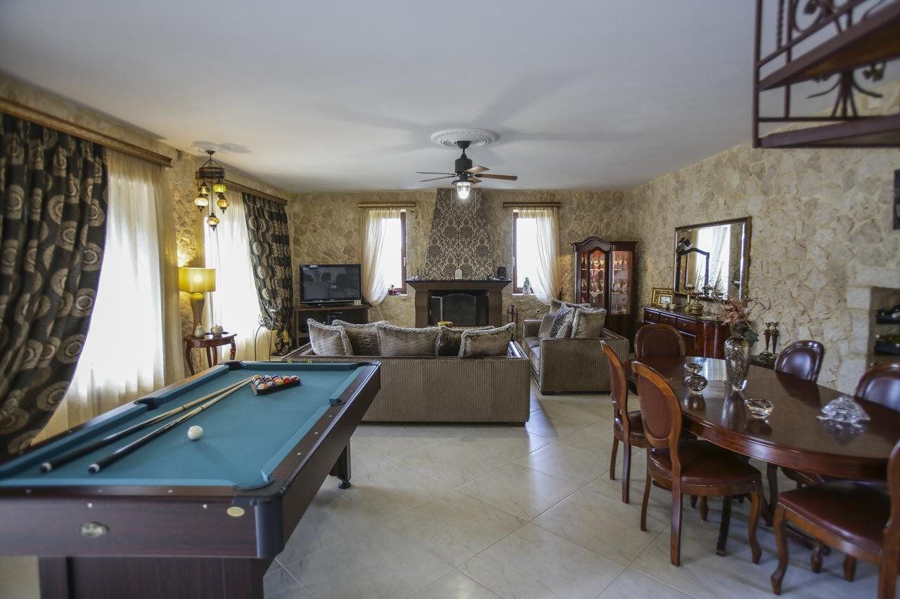 Piedra Villa Аргостолион Экстерьер фото